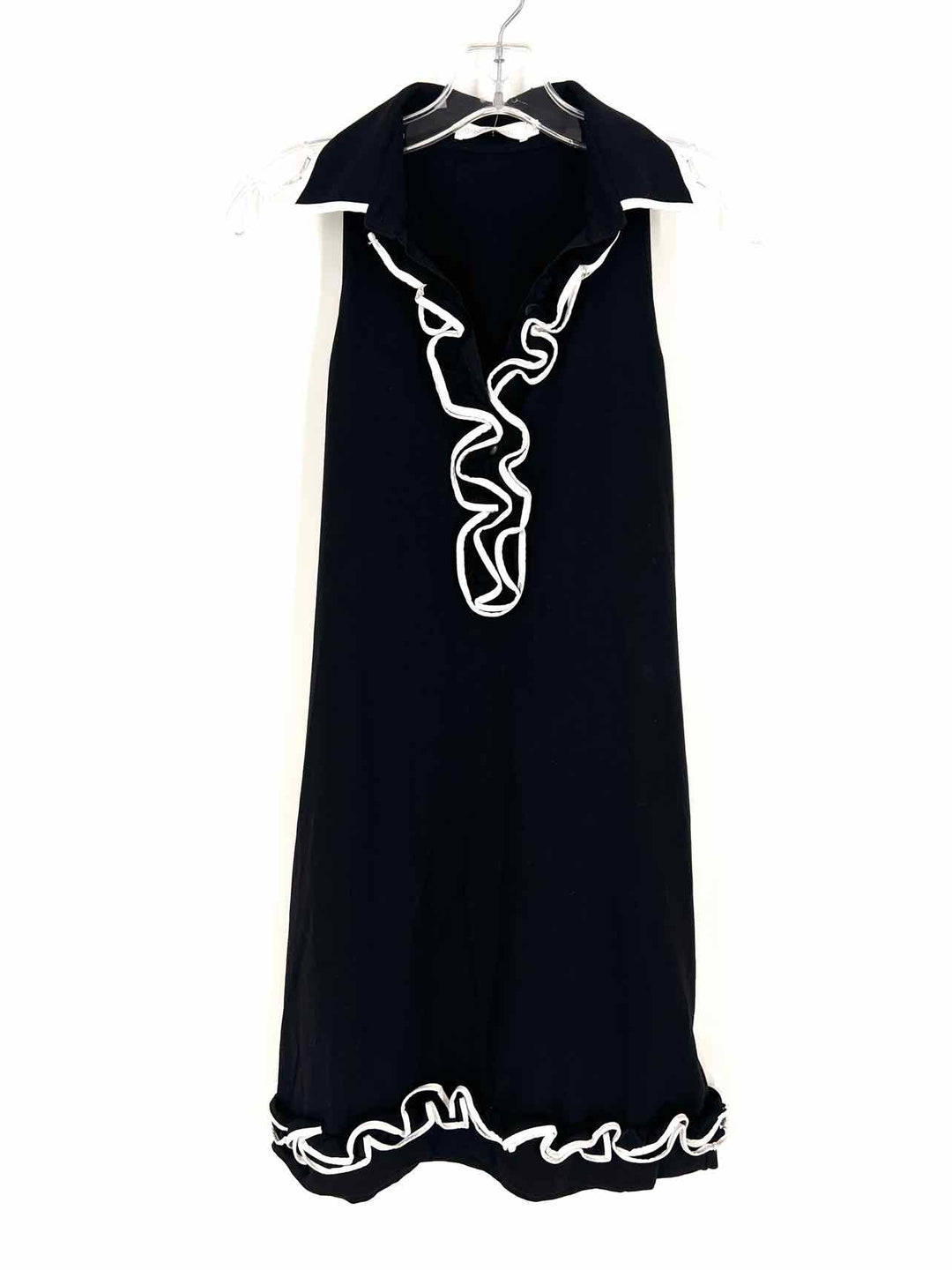 black dress with white ruffle trim Anne Fontaine Size 4/6 Black/White Ruffles Designer 23sale50 Black Tulle Sequin Ruffle Crafted from a comfortable Size:10-11 Years