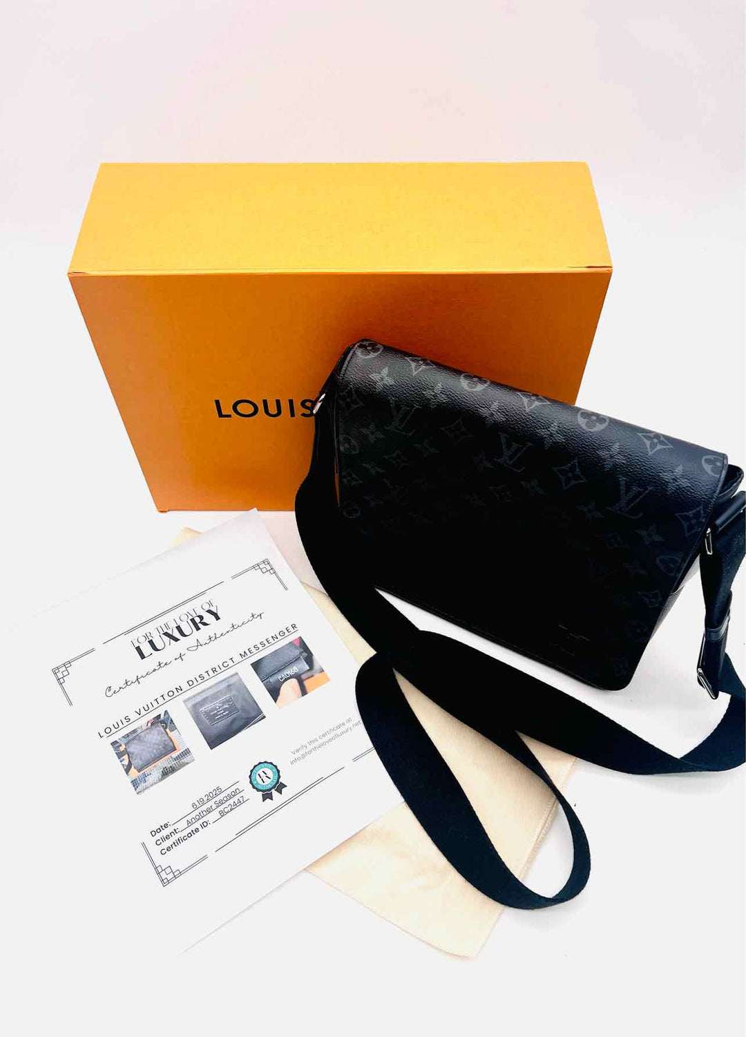 Louis Vuitton Black/Gray Monogrammed w/BOX & DUST BAG Designer Louis Vuitton Black/Gray Monogrammed w/BOX & DUST BAG Designer